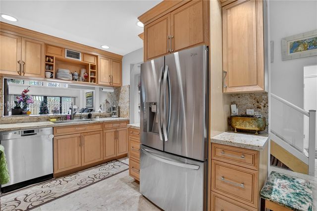 1400 NW 9th Ave A-2, Boca Raton, FL 33486