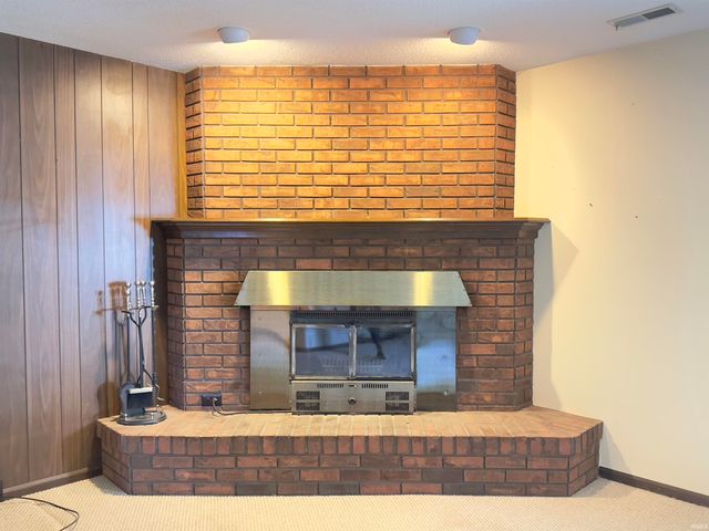 5222 Fairfield Avenue, Fort Wayne, IN 46807