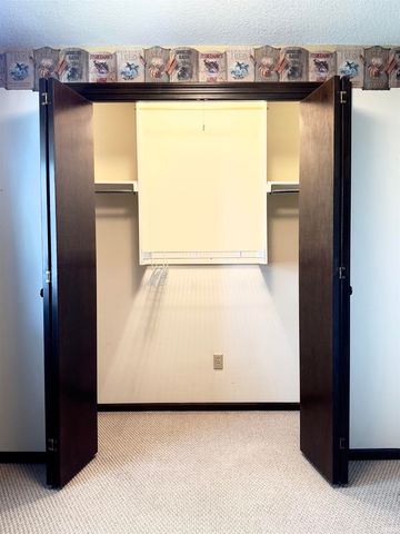 5222 Fairfield Avenue, Fort Wayne, IN 46807