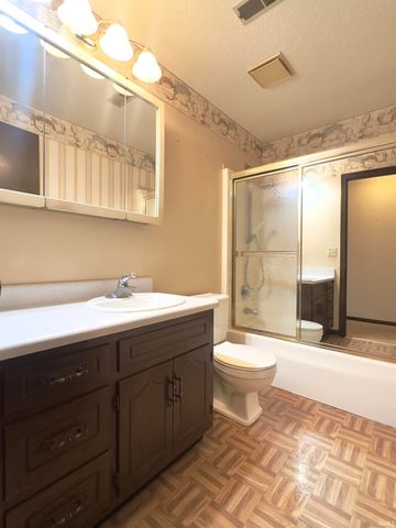 5222 Fairfield Avenue, Fort Wayne, IN 46807