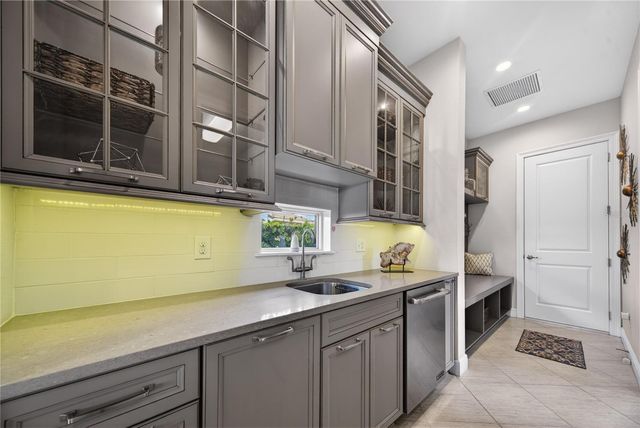 15555 PANTHER LAKE DRIVE, Winter Garden, FL 34787