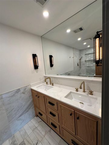 16162 Seahorse Drive, Houston, TX 77062