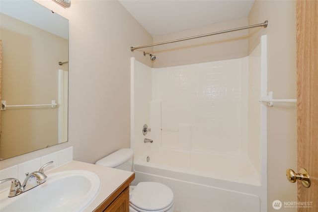 4024 152nd Street Ct E, Tacoma, WA 98446