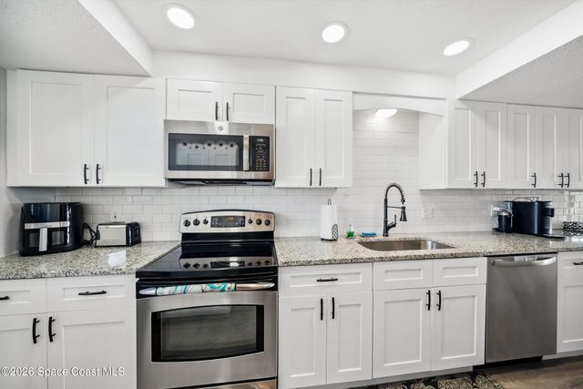 180 Paradise Boulevard 18015, Melbourne, FL 32903