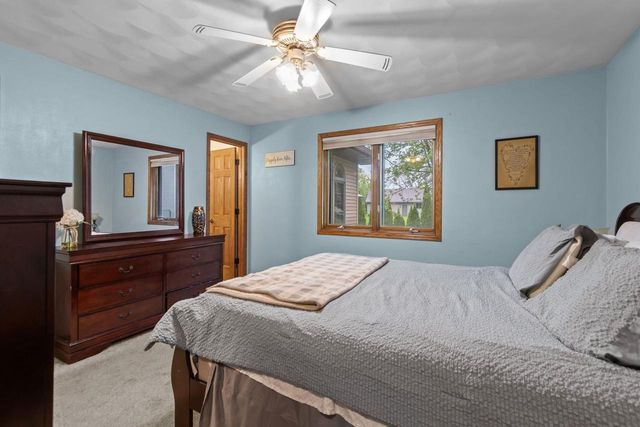 W2572 COLONIAL COURT, Appleton, WI 54915
