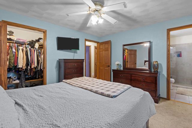 W2572 COLONIAL COURT, Appleton, WI 54915