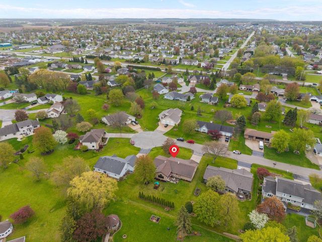 W2572 COLONIAL COURT, Appleton, WI 54915