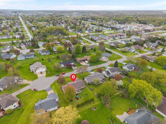 W2572 COLONIAL COURT, Appleton, WI 54915