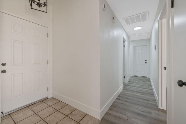 2238 N Gowdy Street, Visalia, CA 93292