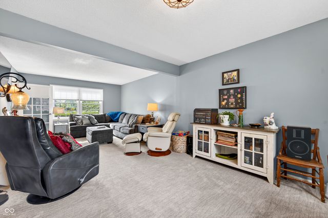 117 Lancelot Drive, Franklin, IN 46131