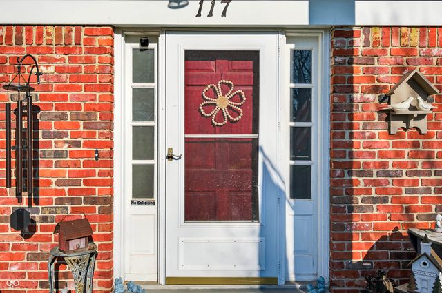 117 Lancelot Drive, Franklin, IN 46131