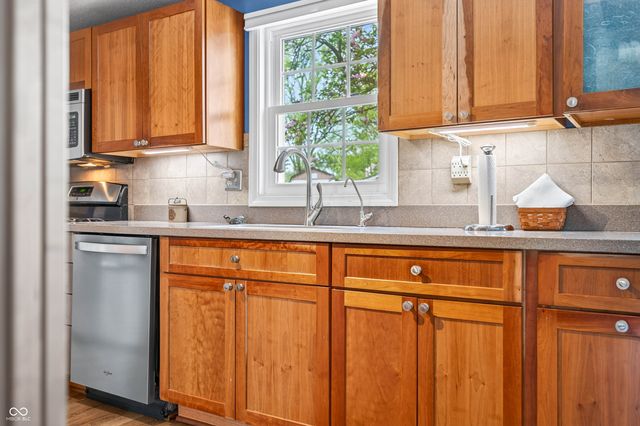 117 Lancelot Drive, Franklin, IN 46131