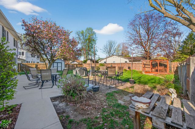 117 Lancelot Drive, Franklin, IN 46131