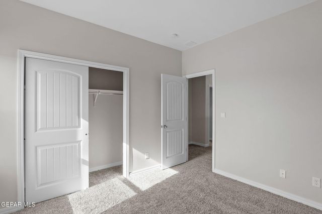 104 Peregrino Trail, Santa Teresa, NM 88008