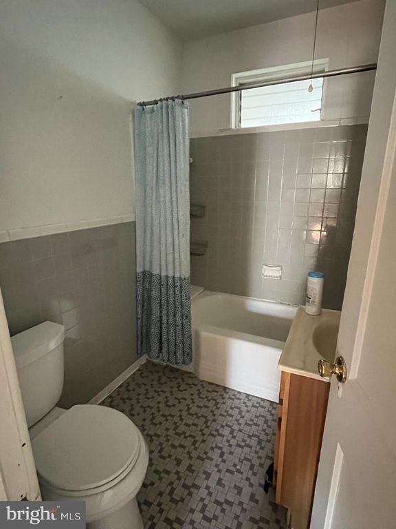 4227 BRANDYWINE ST NW, Washington, DC 20016
