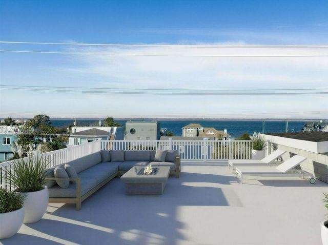 2 E CUMBERLAND AVE, Harvey Cedars, NJ 08008