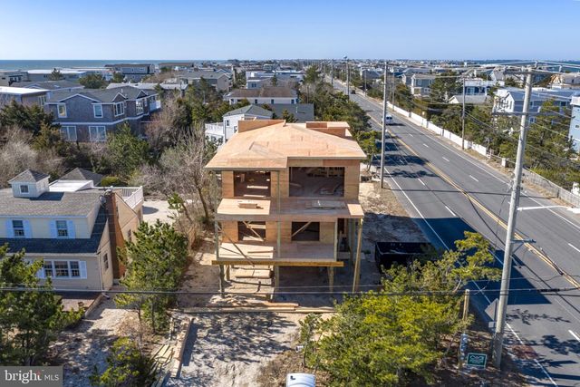 2 E CUMBERLAND AVE, Harvey Cedars, NJ 08008