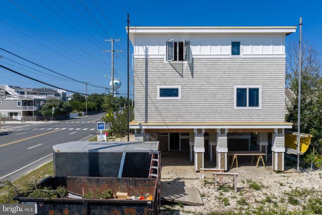 2 E CUMBERLAND AVE, Harvey Cedars, NJ 08008