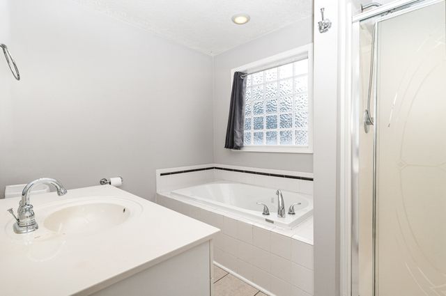 302 Bailey Ln, Pleasant View, TN 37146