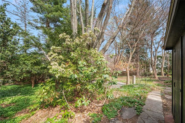 210 Pleasant Street, Seekonk, MA 02771