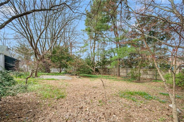 210 Pleasant Street, Seekonk, MA 02771