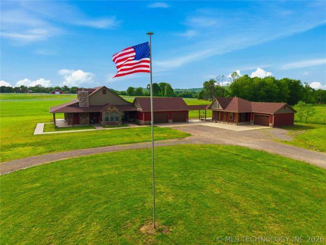 467281 Highway 100, Stilwell, OK 74960