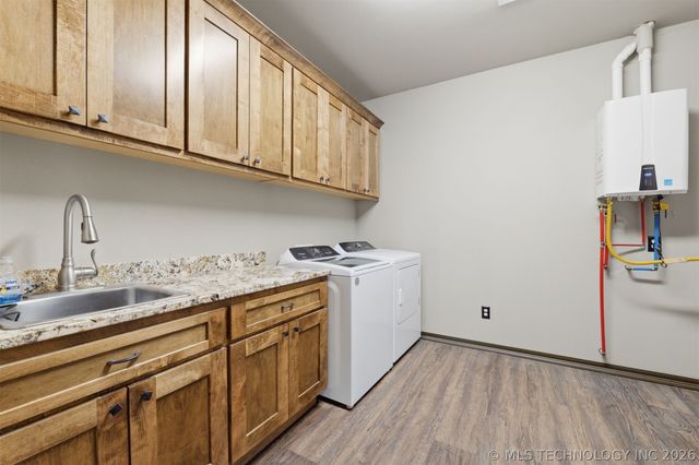 467281 Highway 100, Stilwell, OK 74960
