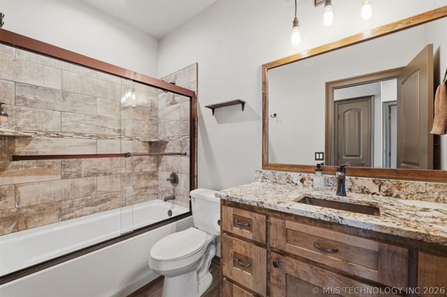 467281 Highway 100, Stilwell, OK 74960