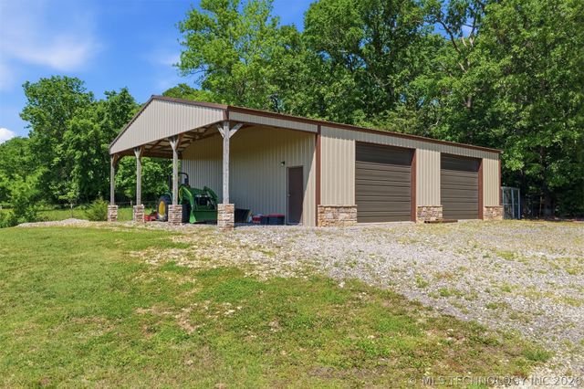 467281 Highway 100, Stilwell, OK 74960