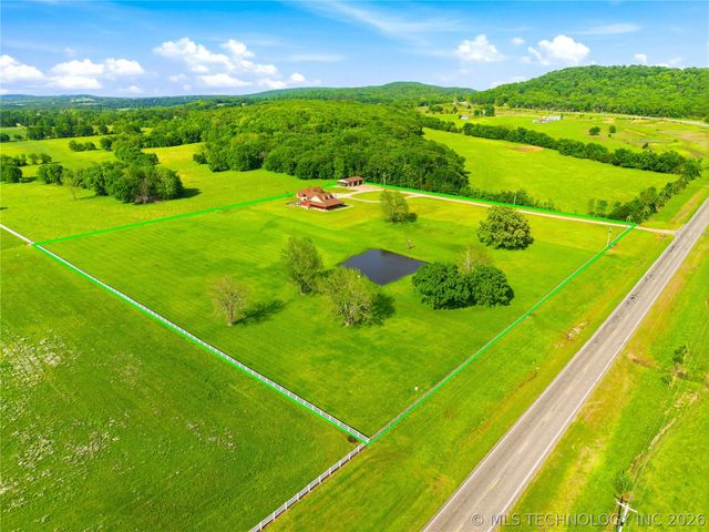 467281 Highway 100, Stilwell, OK 74960