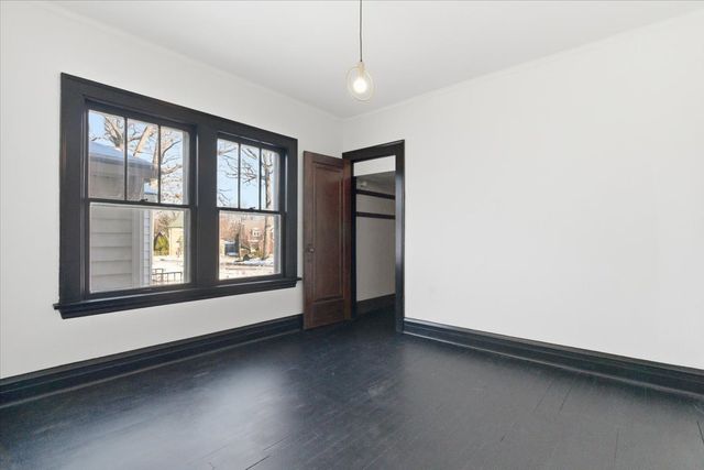 306 Oak Crest Street, Waukegan, IL 60085