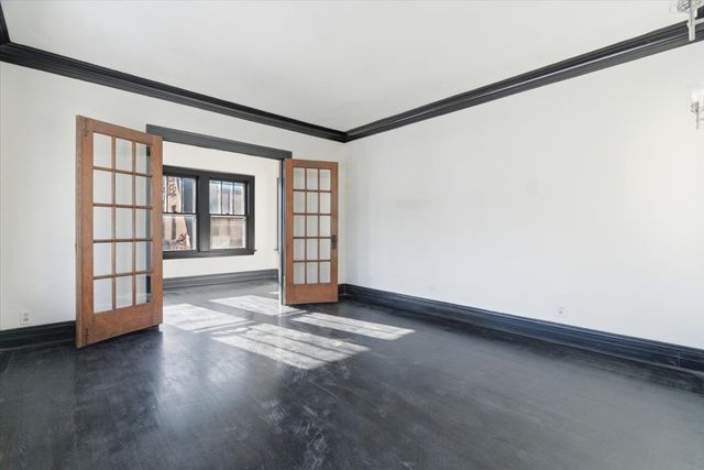 306 Oak Crest Street, Waukegan, IL 60085