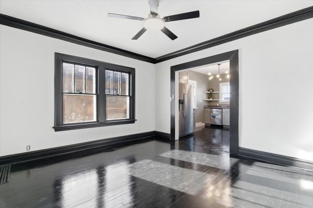 306 Oak Crest Street, Waukegan, IL 60085