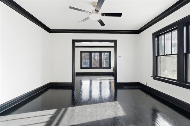 306 Oak Crest Street, Waukegan, IL 60085