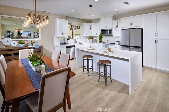 30959 Campania Road, Highland, CA 92346