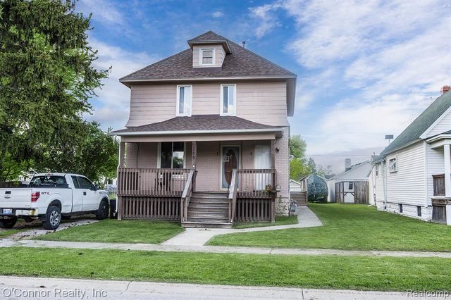 1309 Division Street, Port Huron, MI 48060