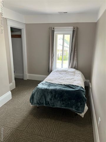 1309 Division Street, Port Huron, MI 48060