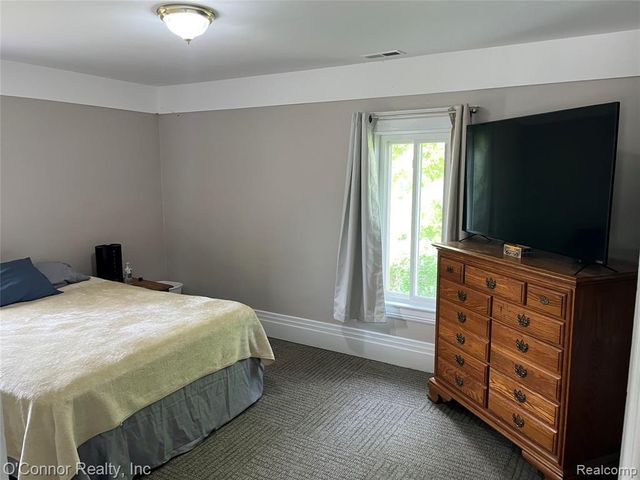 1309 Division Street, Port Huron, MI 48060