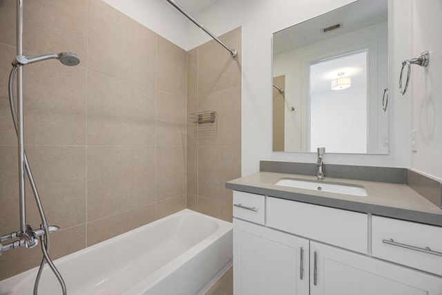 2715 Maxroy Street, Houston, TX 77007