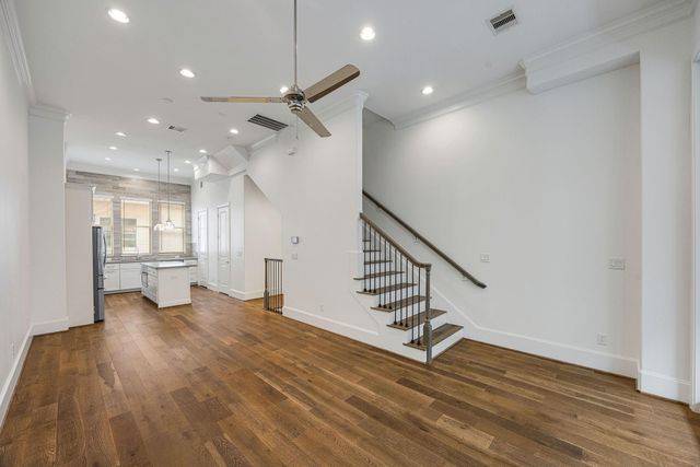 2715 Maxroy Street, Houston, TX 77007