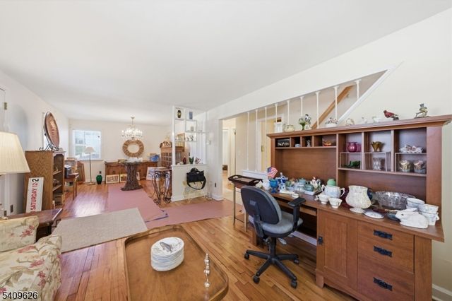 110 New York Ave, Bergenfield Boro, NJ 07621