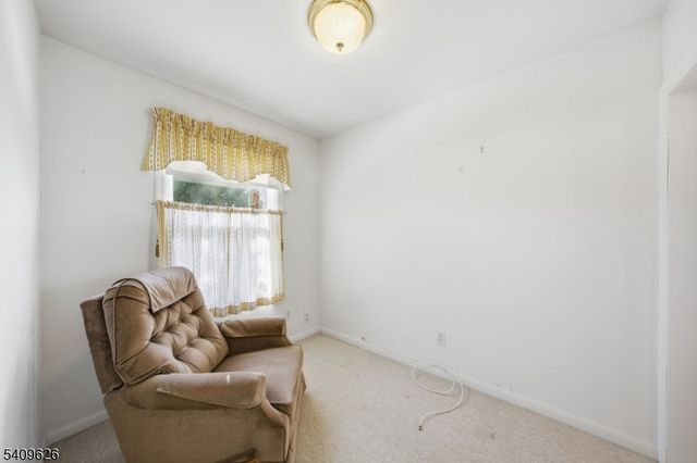 110 New York Ave, Bergenfield Boro, NJ 07621