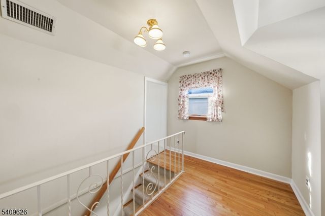 110 New York Ave, Bergenfield Boro, NJ 07621