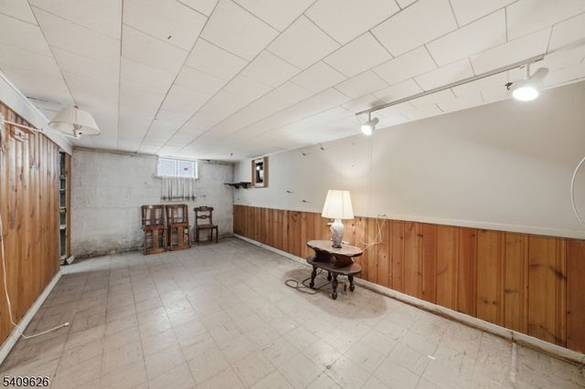 110 New York Ave, Bergenfield Boro, NJ 07621