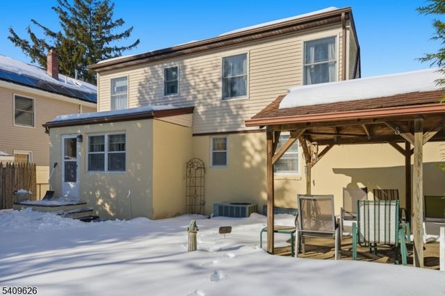 110 New York Ave, Bergenfield Boro, NJ 07621