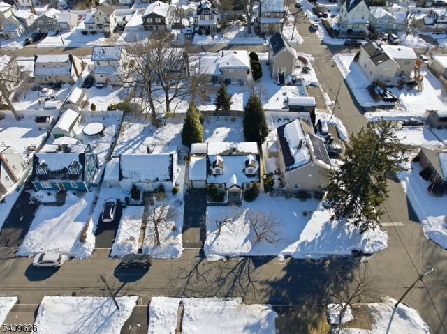 110 New York Ave, Bergenfield Boro, NJ 07621