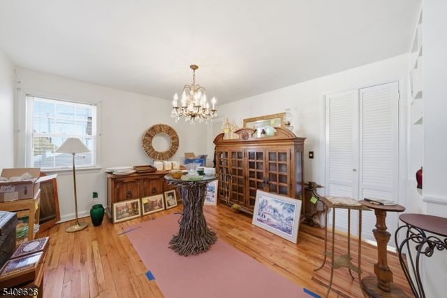 110 New York Ave, Bergenfield Boro, NJ 07621