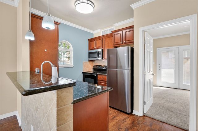 1198 Jones Butler Road 901, College Station, TX 77840