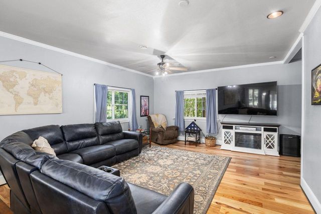 W884 E Mohawk LANE, Stoddard, WI 54658
