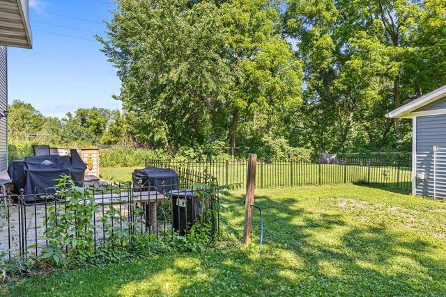 W884 E Mohawk LANE, Stoddard, WI 54658